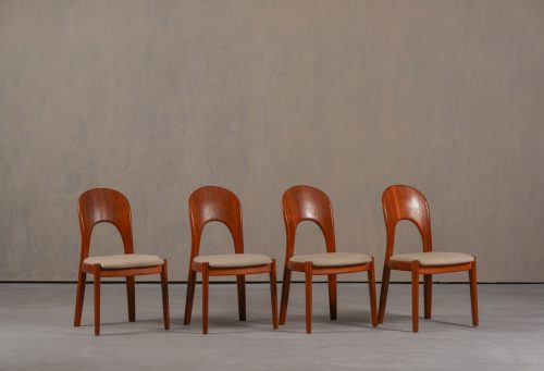 Vintage-Scandinavian-Morten-dining-chairs-Hornslet-Mobelfabrik-teak-frame
