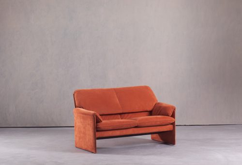 Axel-Enthoven-Bora-Bora-sofa-designed-for-Leolux-vintage-Dutch-furniture-1980s